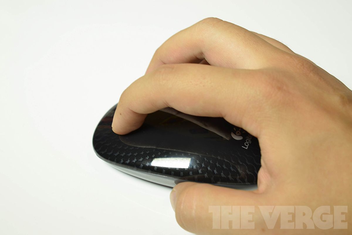 Gallery Photo: Logitech Touch Mouse M660 hands-on photos