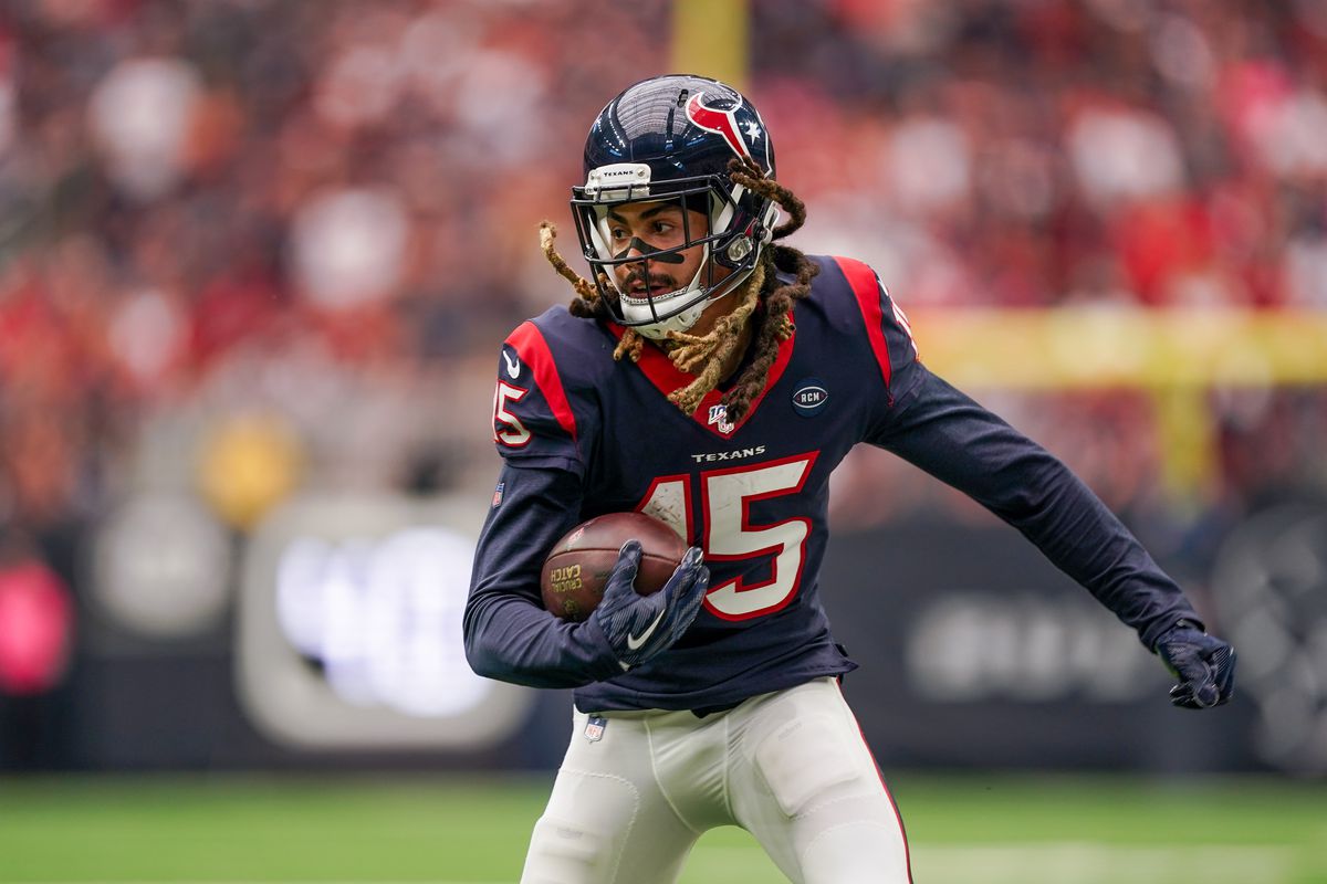 Houston Texans wide receiver Will Fuller (15) runs the ball during the NFL game between the Atlanta Falcons and Houston Texans on October 6, 2019 at NRG Stadium in Houston, Texas. Fuller finished the game with 14 catches for 217 yards and 3 touchdowns.