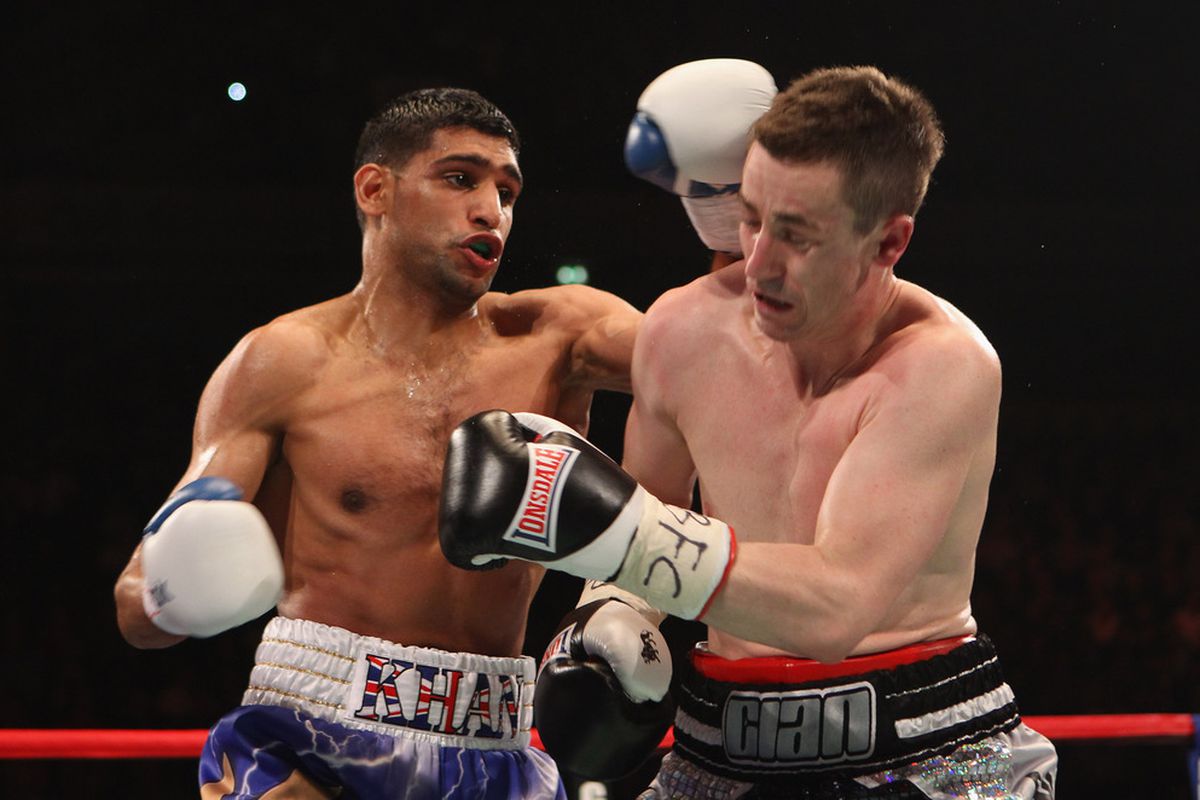 Have Amir Khan's last two performances been a sign of things to come against Timothy Bradley? (Photo by Alex Livesey/Getty Images)