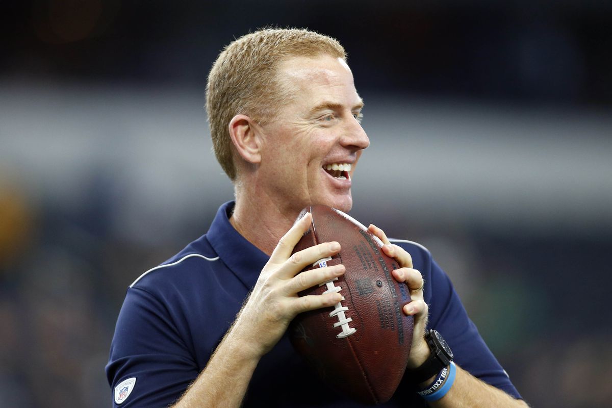 Dallas Cowboys head coach Jason Garrett on the field before the game against the Los Angeles Rams at AT&amp;T Stadium.&nbsp;