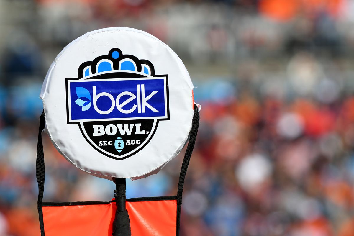 COLLEGE FOOTBALL: DEC 29 Belk Bowl - South Carolina v Virginia
