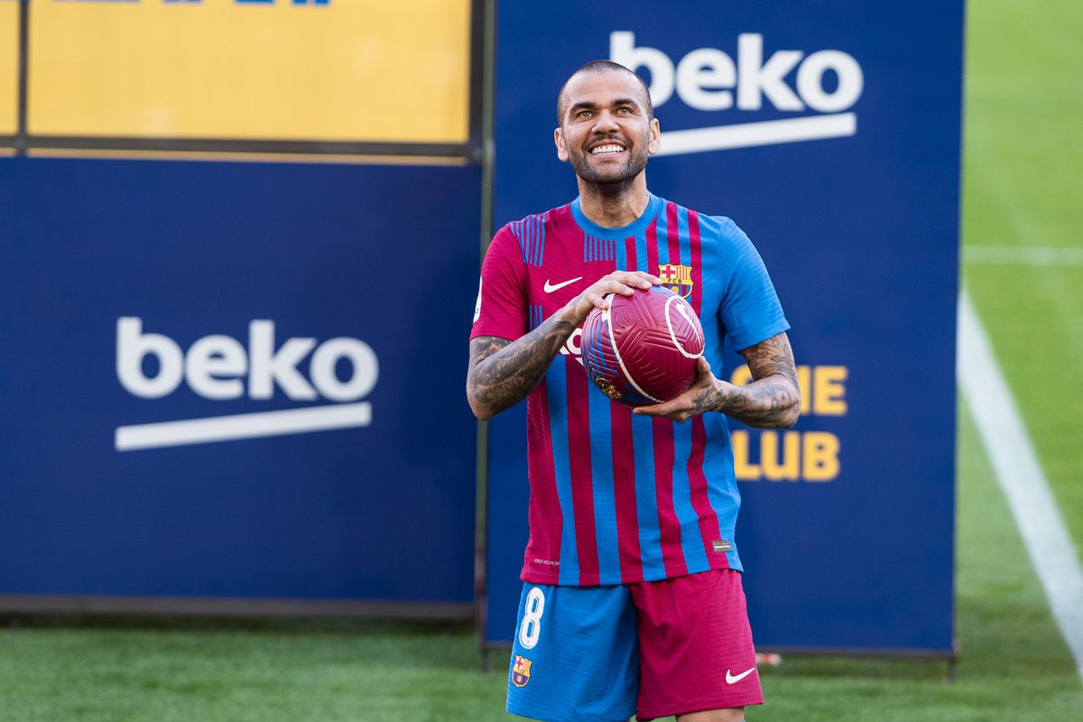 Presentation Of Dani Alves As New Player Of FC Barcelona