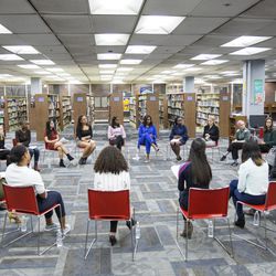 Michelle Obama meets with Whitney Young students | Ashlee Rezin/Sun-Times
