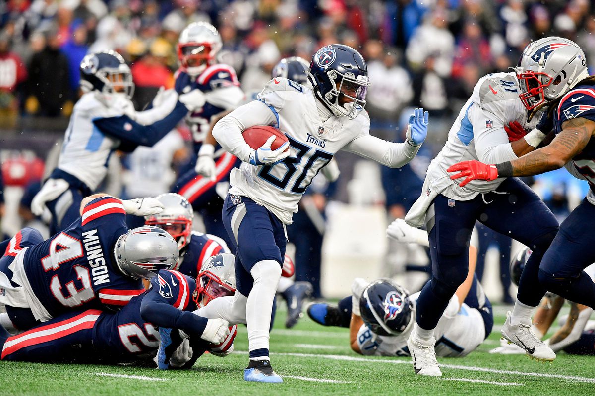 Tennessee Titans wide receiver Chester Rogers (80) runs the ball against the Patriots at Gillette Stadium&nbsp;
