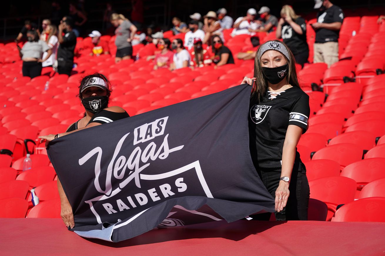 NFL: Las Vegas Raiders at Kansas City Chiefs