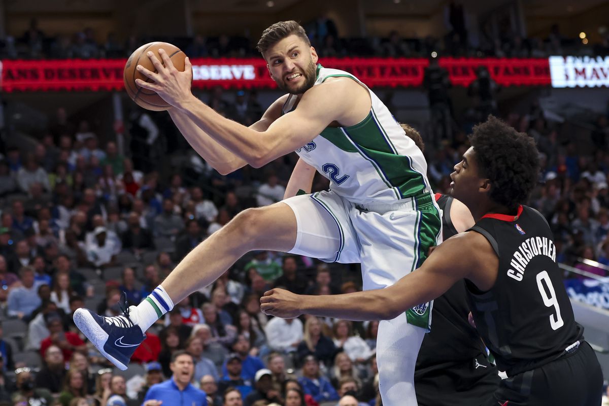 The Mavericks need to help Maxi Kleber figure things out on offense - Mavs  Moneyball
