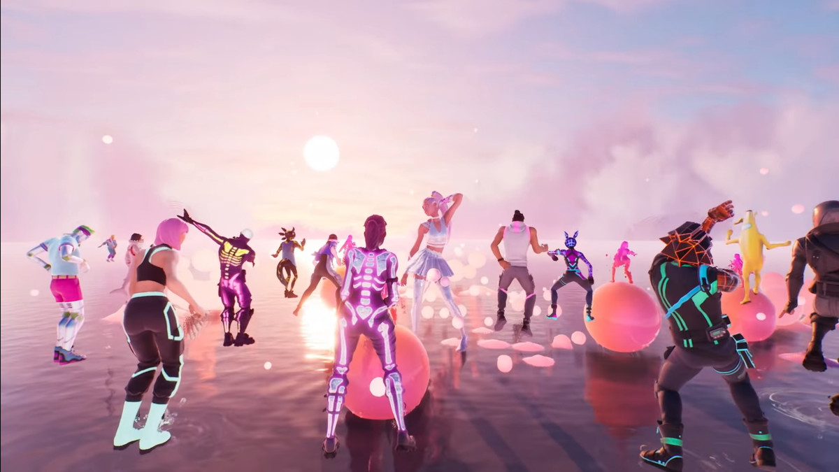 A Fortnite version of Ariana Grande surrounded by dancing avatars in Fortnite