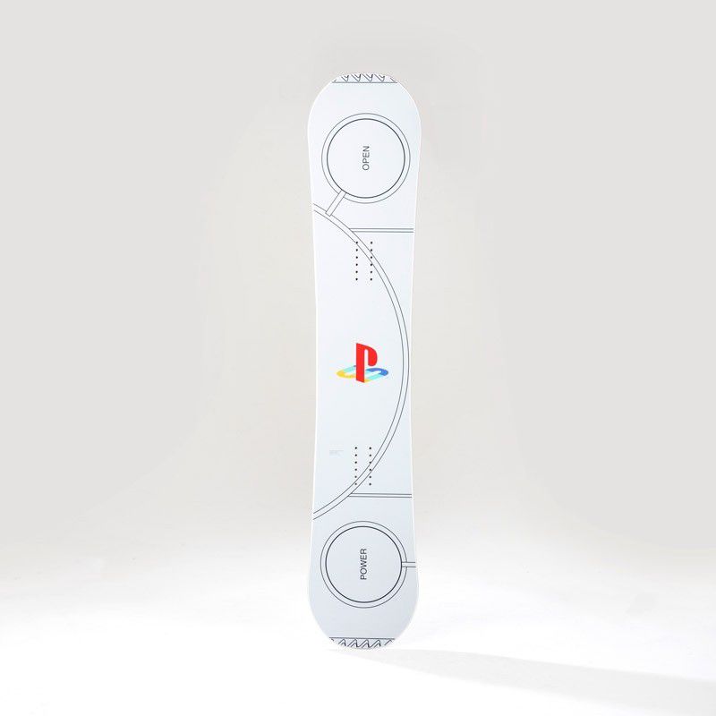 Inefficiënt geleidelijk Besmettelijk Sony's throwback PlayStation-themed snowboard actually looks awesome - The  Verge