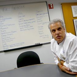 <a href="http://eater.com/archives/2011/10/10/eric-ripert-on-fine-dining.php" rel="nofollow">Eater Interviews: Eric Ripert on Fine Dining and Not Being a Jerk</a><br />