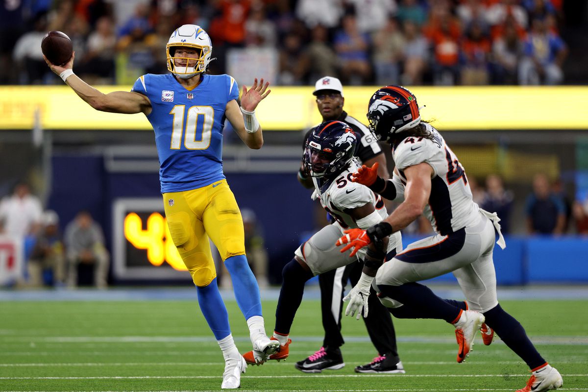 Denver Broncos at Los Angeles Chargers: Game predictions, picks, odds