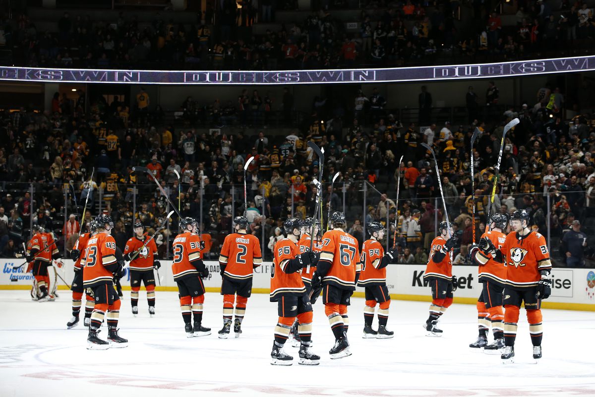 The Anaheim Ducks wave to the crowd in celebration of their 3-2 win over the Pittsburgh Penguins at Honda Center on February 28, 2020 in Anaheim, California.