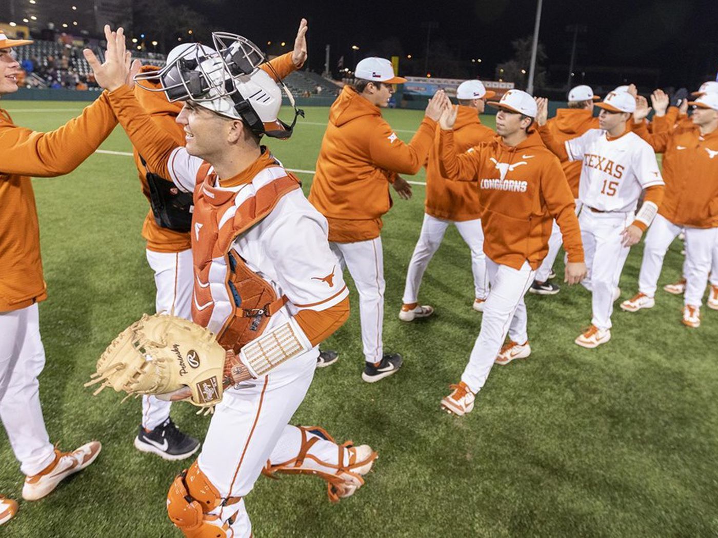 Texas releases 8 baseball schedule   Burnt Orange Nation