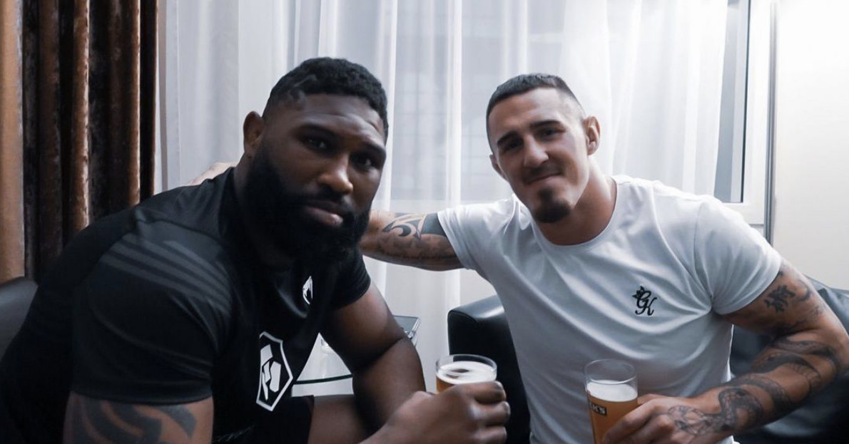 Tom Aspinall shares beer with Curtis Blaydes after UFC London thanks medics after ‘freak injury’ – MMA Fighting
