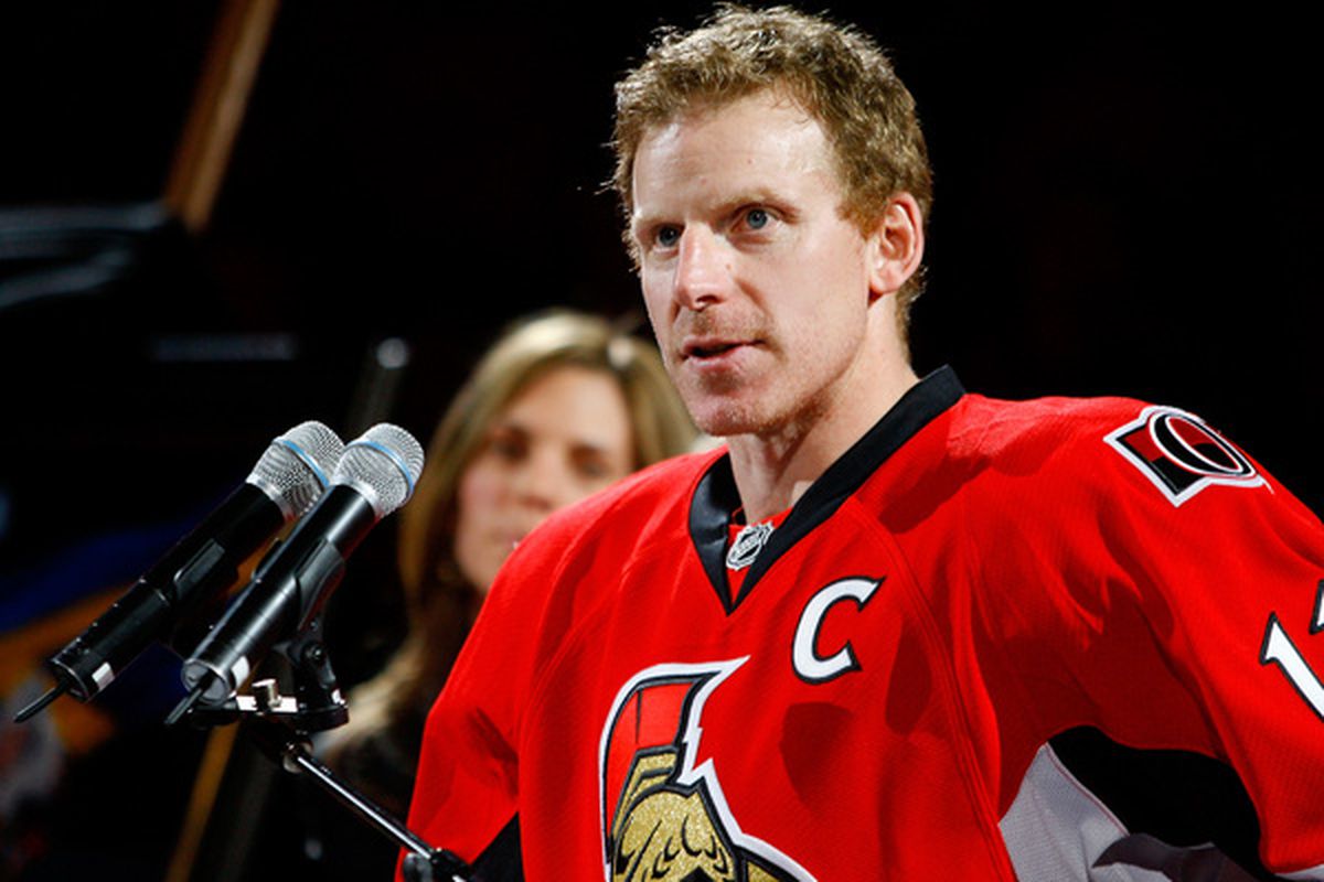 Daniel Alfredsson tries to explain exactly how he is so awesome to a world that lacks the capacity to understand true awesomeness. (Photo by Phillip MacCallum/Getty Images)
