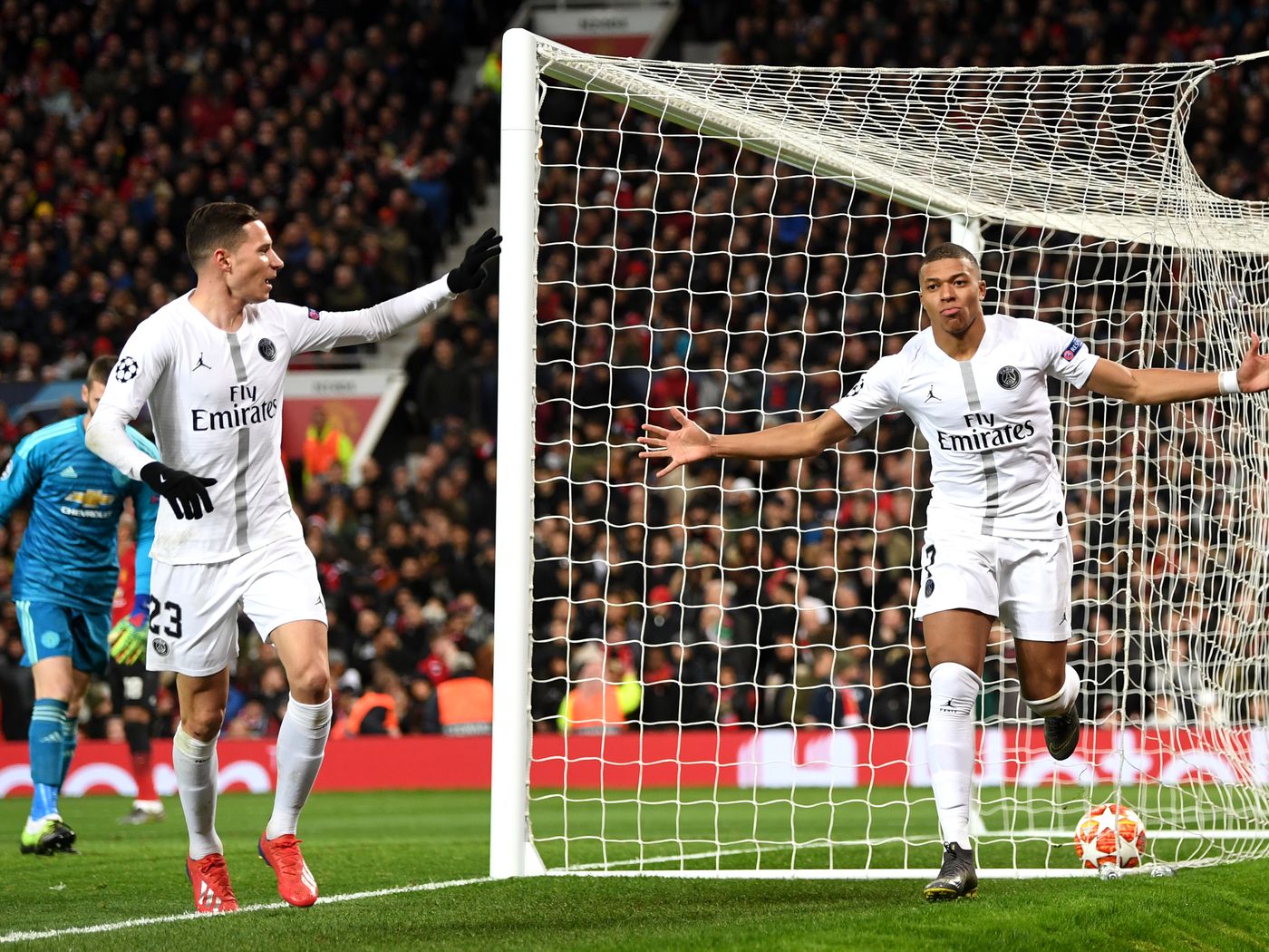 Manchester United 0-2 Paris Saint-Germain: Mbappé stars as United  outclassed - The Busby Babe