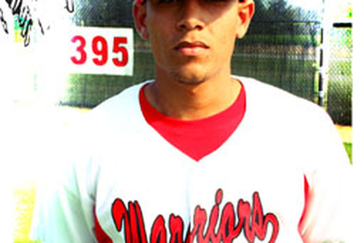 Reymond Fuentes isn't the only warm body in the GCL. via <a href="http://strotty.files.wordpress.com/2009/06/reymond.jpg">strotty.files.wordpress.com</a>