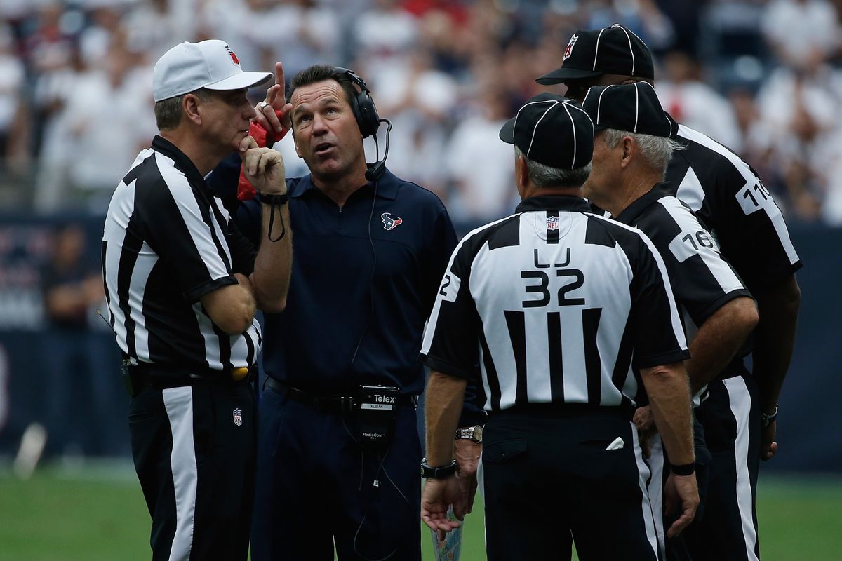 "Hey, I'm on TV!" Gary Kubiak deserves some love with his 2/2 performance with the challenge flag.