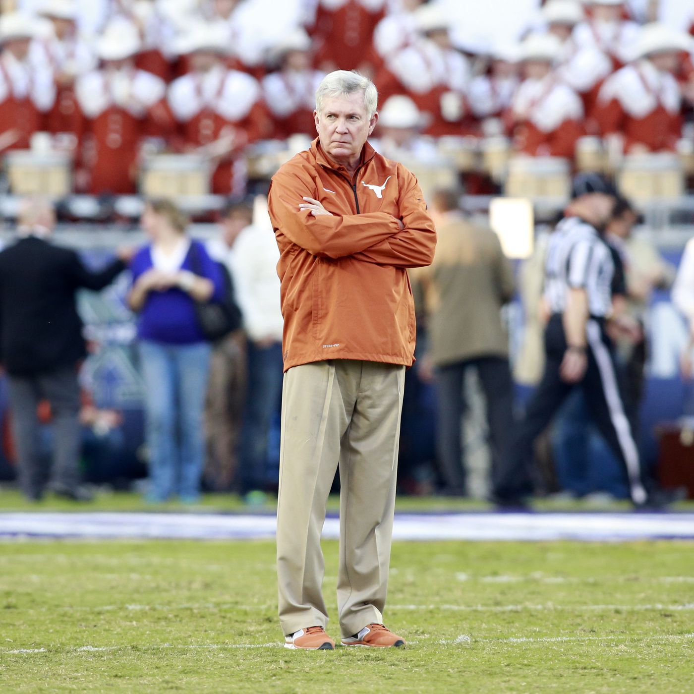 Mack Brown officially resigns as head coach of Texas 
