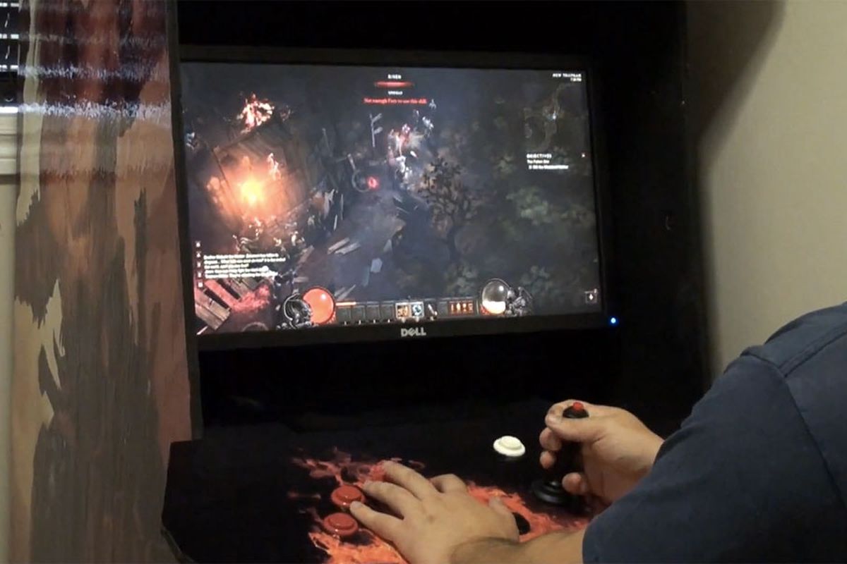 Diablo 3 arcade machine