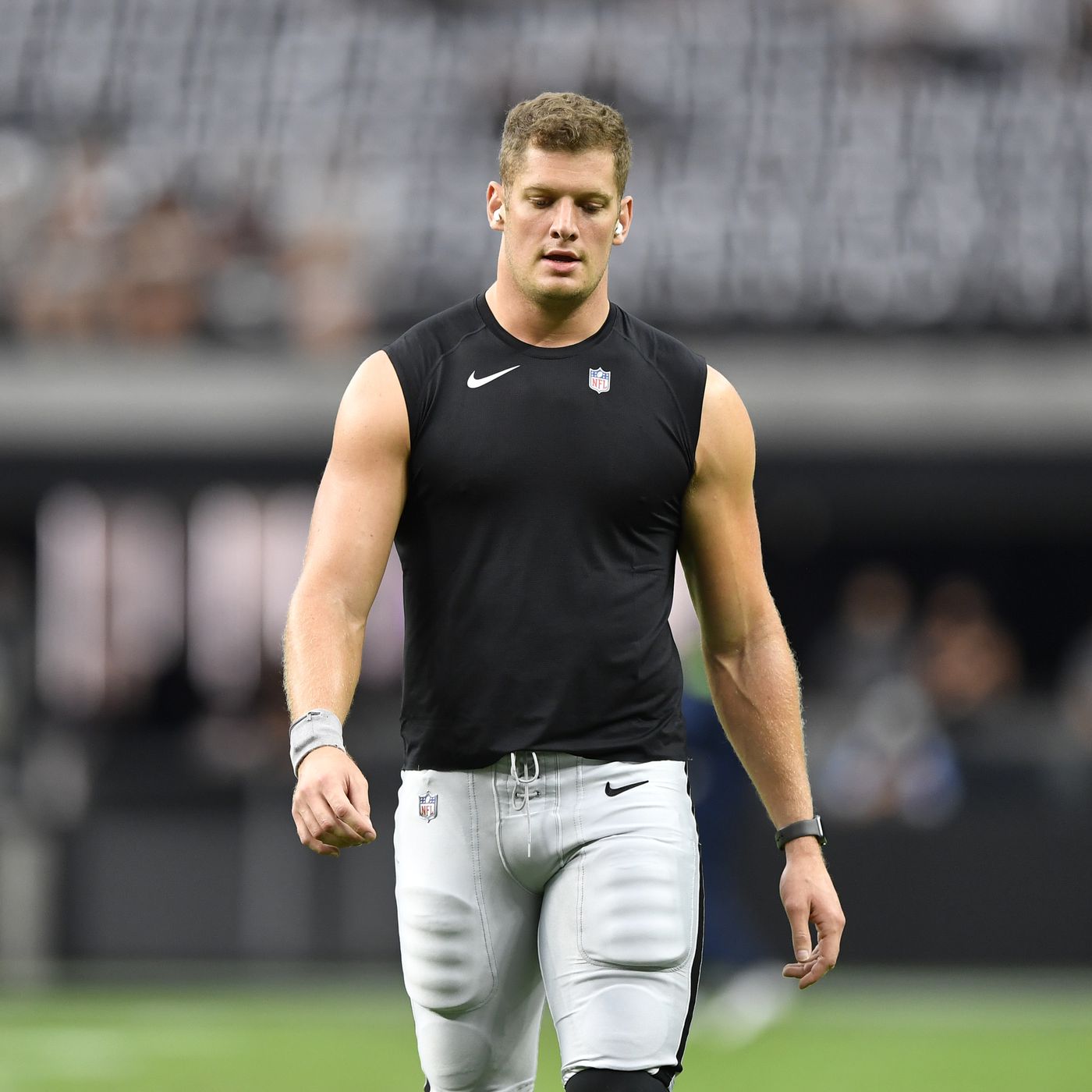 Carl Nassib's Raiders Jersey Becomes Top Seller After He Comes Out as Gay -  TheWrap