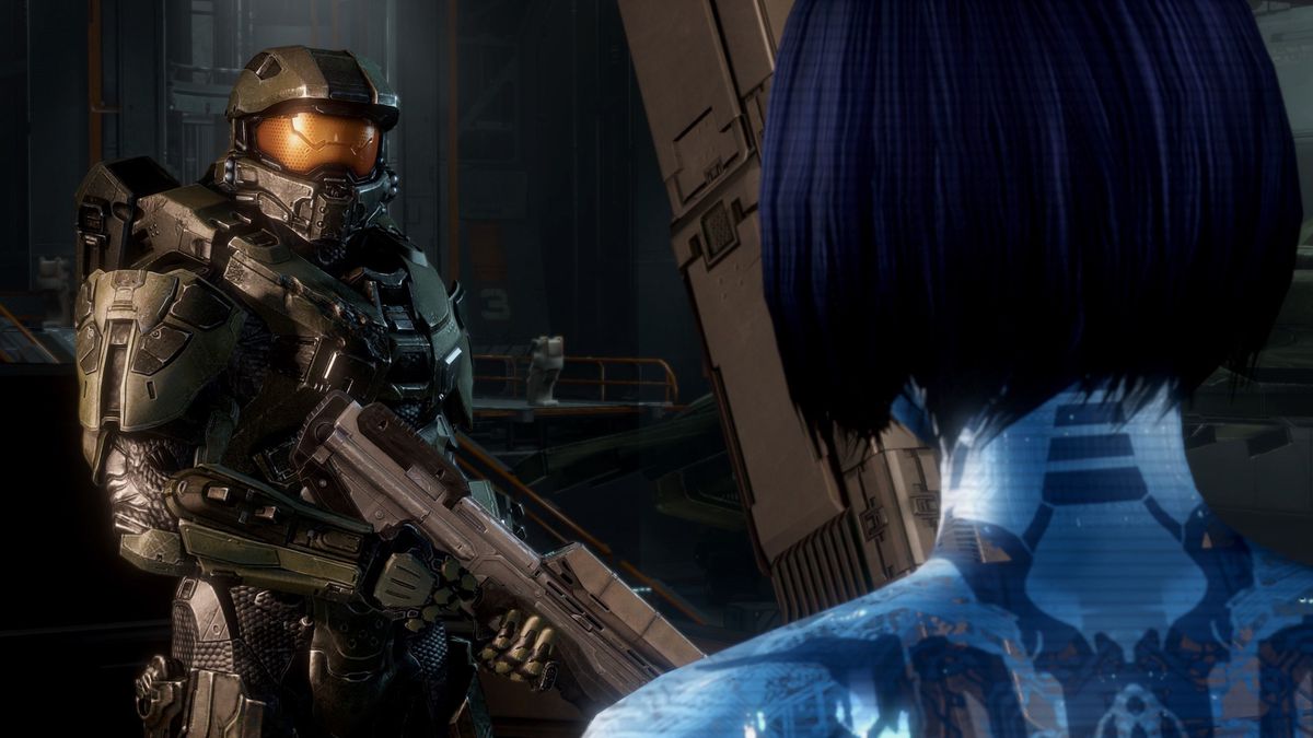 Master Chief talks to Cortana in Halo 4 Anniversary Edition