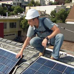 <strong>2012</strong>: Home technology expert <strong>Ross Trethewey </strong>makes his first appearance, demonstrating a solar-panel installation on a San Francisco roof. 