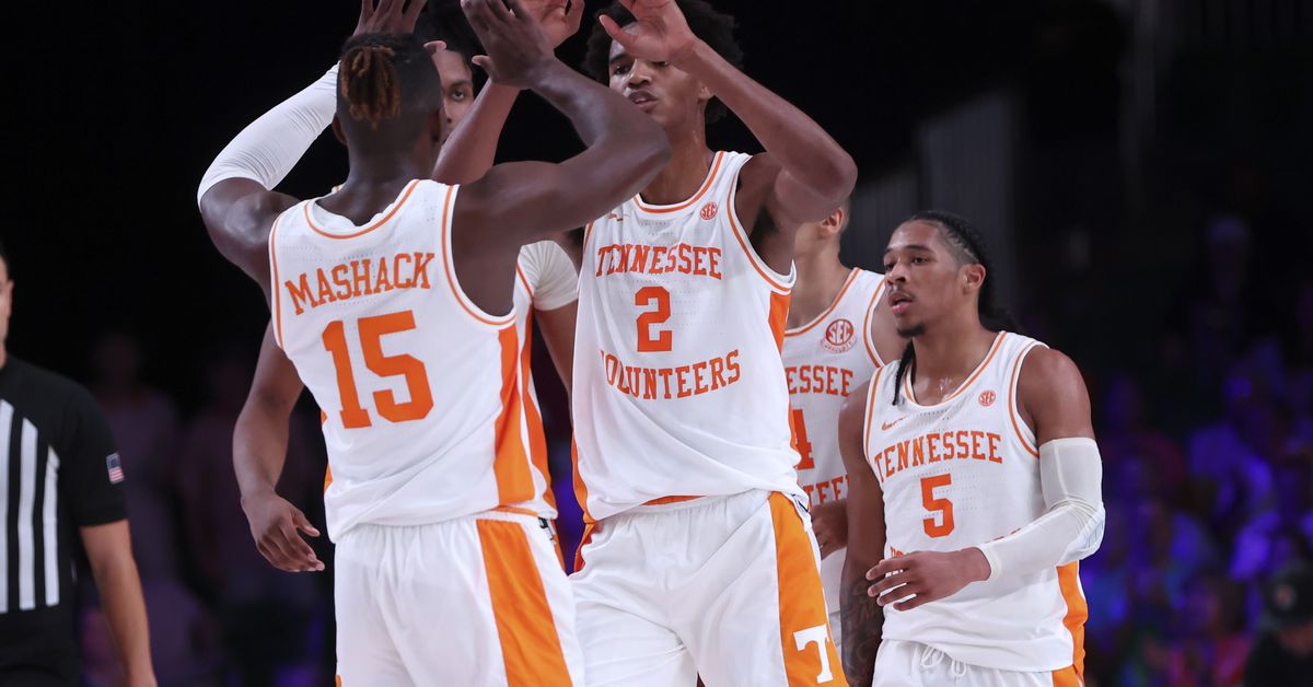Tennessee pulls away from Butler, advances to semifinals of Battle 4 Atlantis