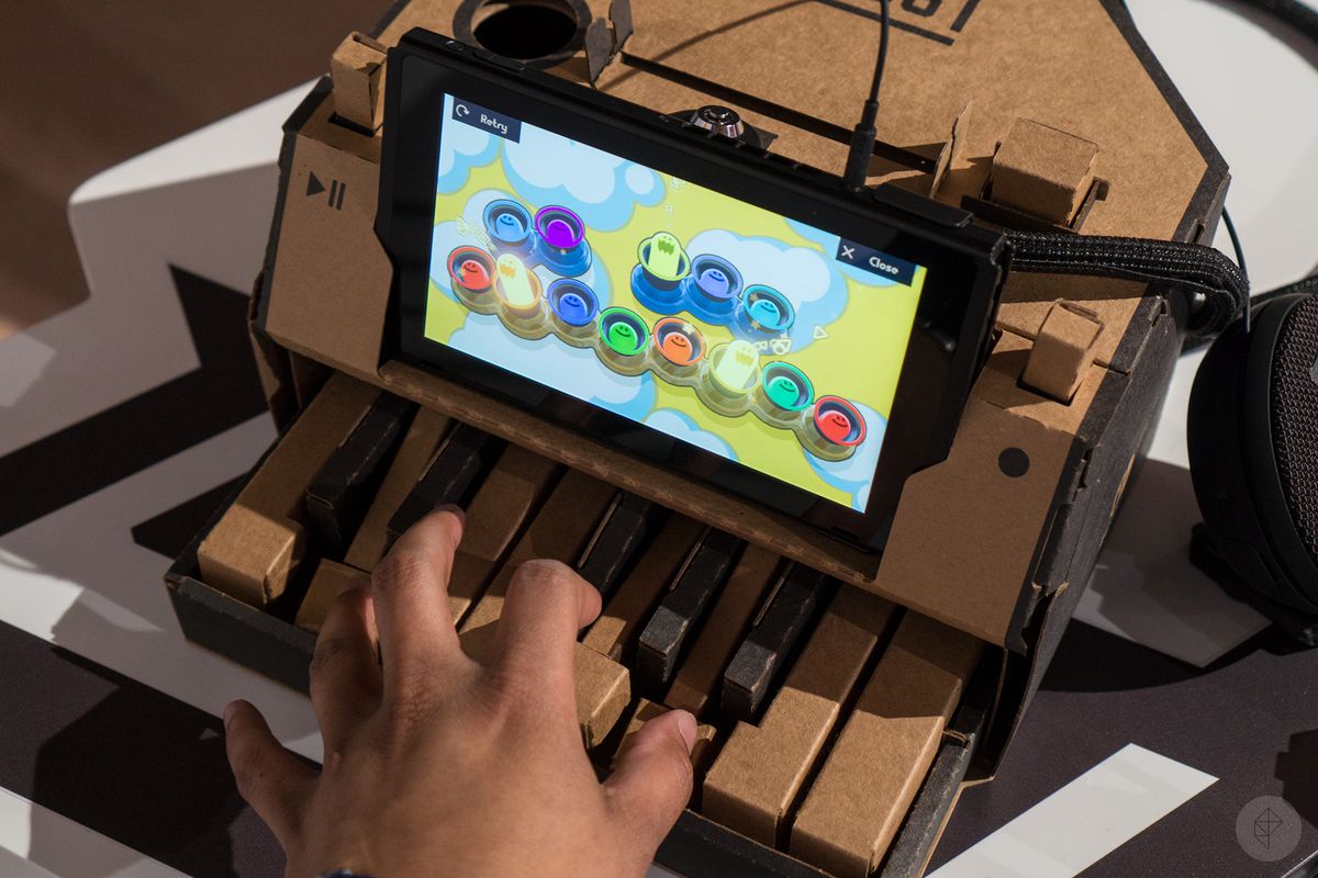 Nintendo Labo - playing the piano Toy-Con