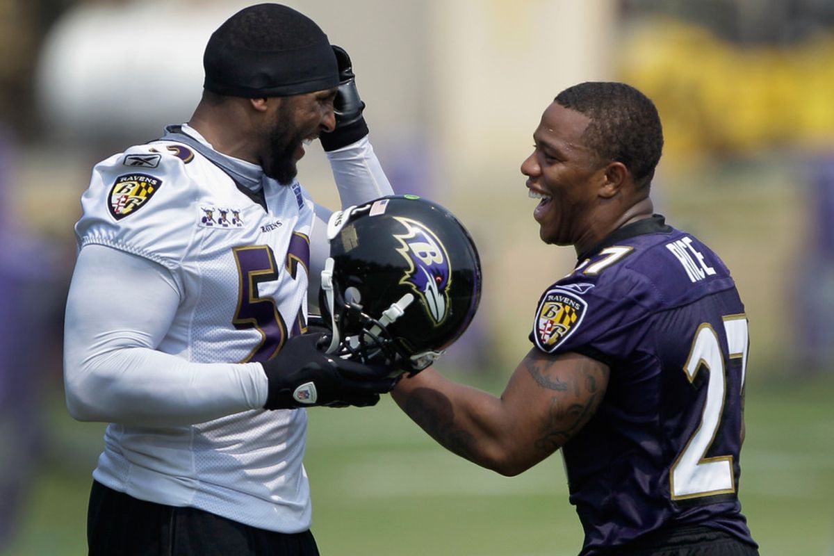 OWINGS MILLS, MD - JULY 29: Lineback Ray Lewis #52 and running back Ray Rice #27 of the Baltimore Ravens joke around during training camp on July 29, 2011 in Owings Mills, Maryland.  (Photo by Rob Carr/Getty Images)