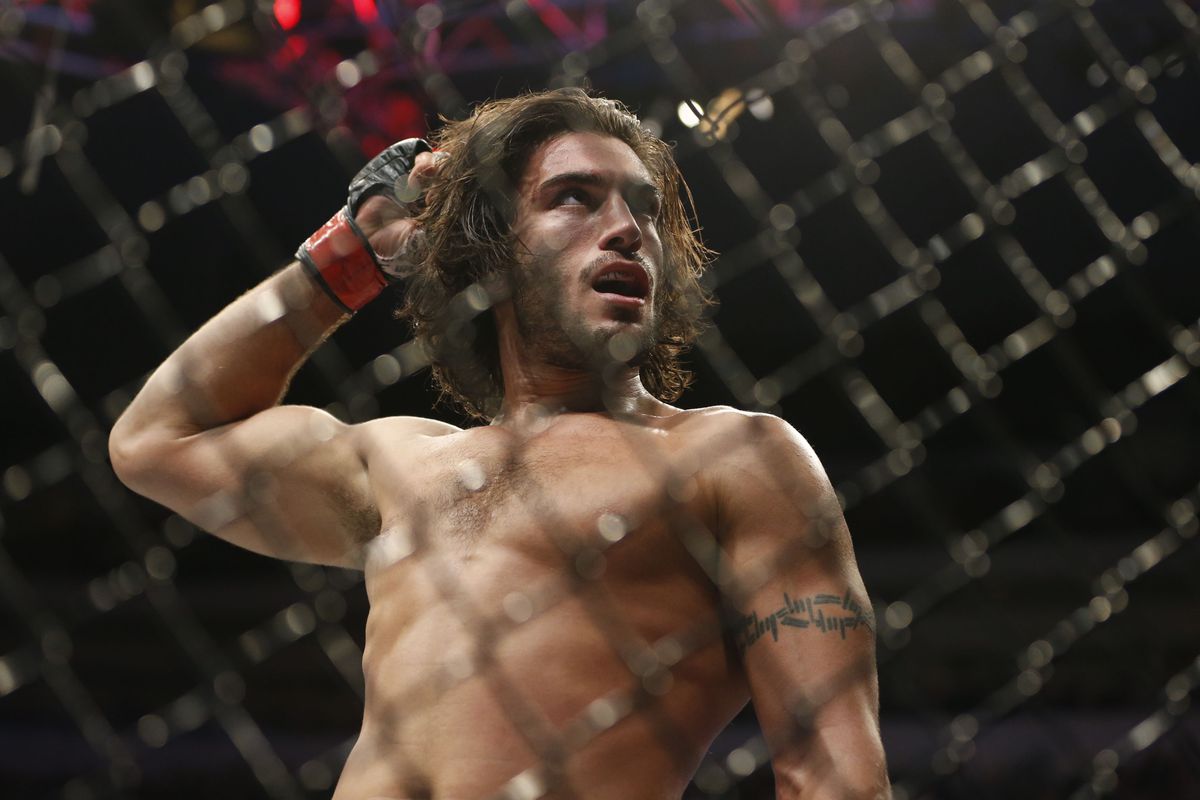 MMA: UFC 185-Theodorou vs Narvaez