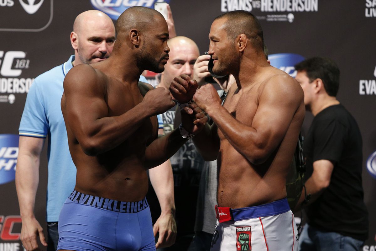 Rashad Evans and Dan Henderson will meet in the main event of UFC 161.