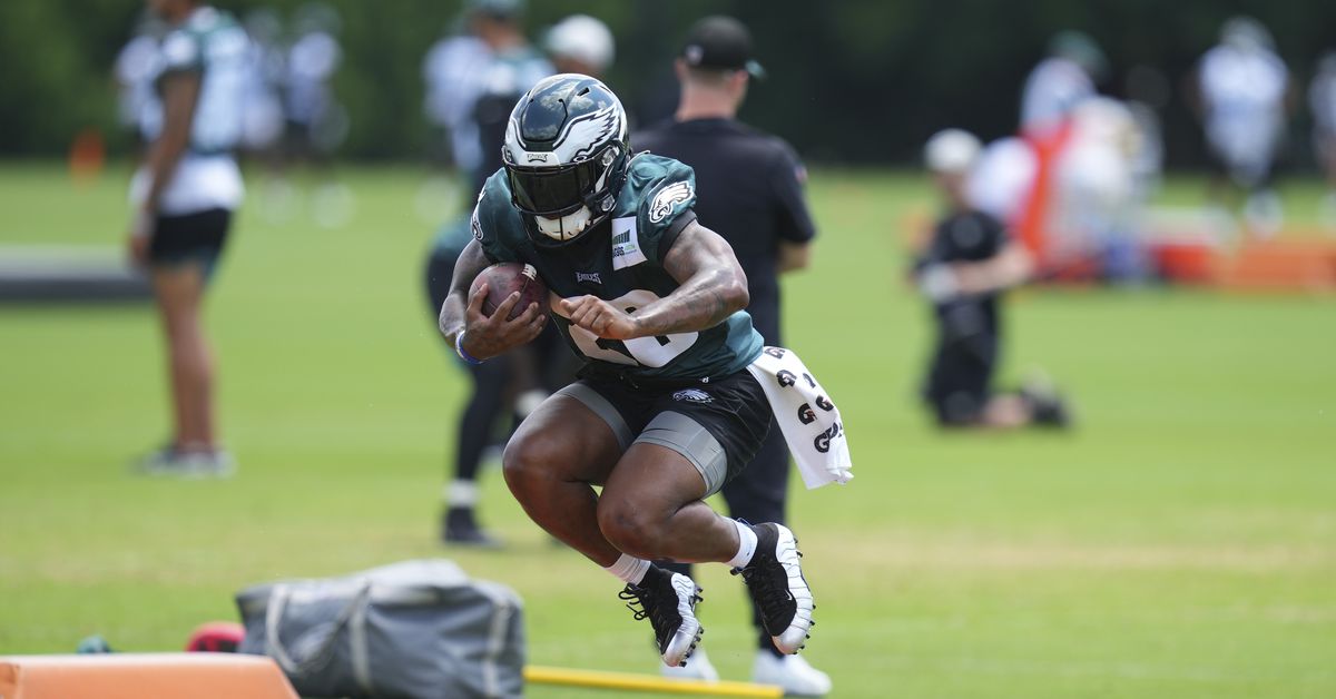 The Linc – Former NFL running back says Miles Sanders isn’t a top 30 RB