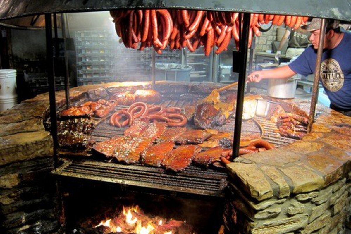 <a href="http://eater.com/archives/2011/09/29/here-is-a-list-of-the-manliest-restaurants-in-america.php" rel="nofollow">Here Is a List of the 'Manliest Restaurants in America'</a><br />