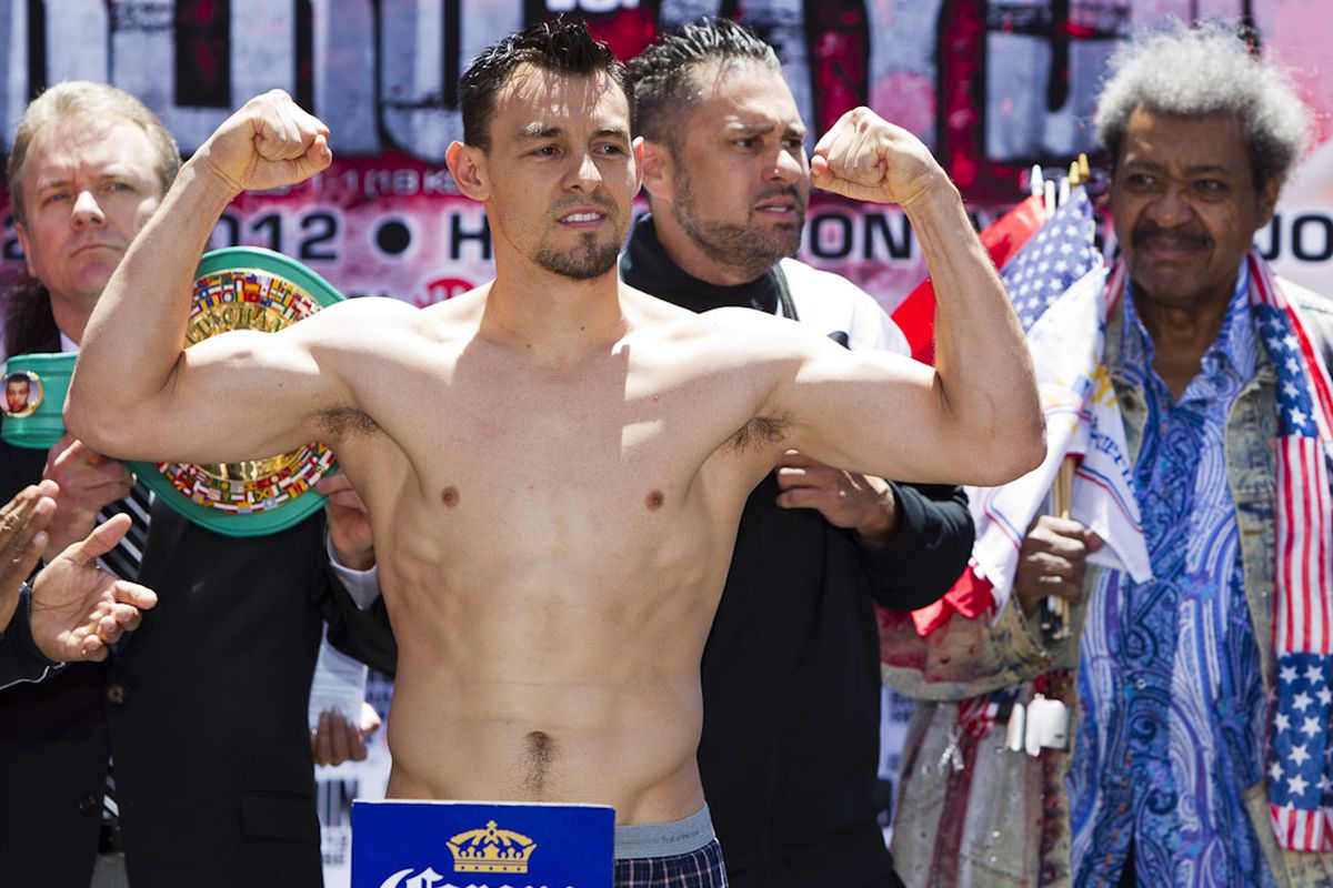Robert Guerrero survived a grueling battle with Selcuk Aydin tonight, and put himself in the mix at 147 pounds. (Photo by Esther Lin/Showtime)