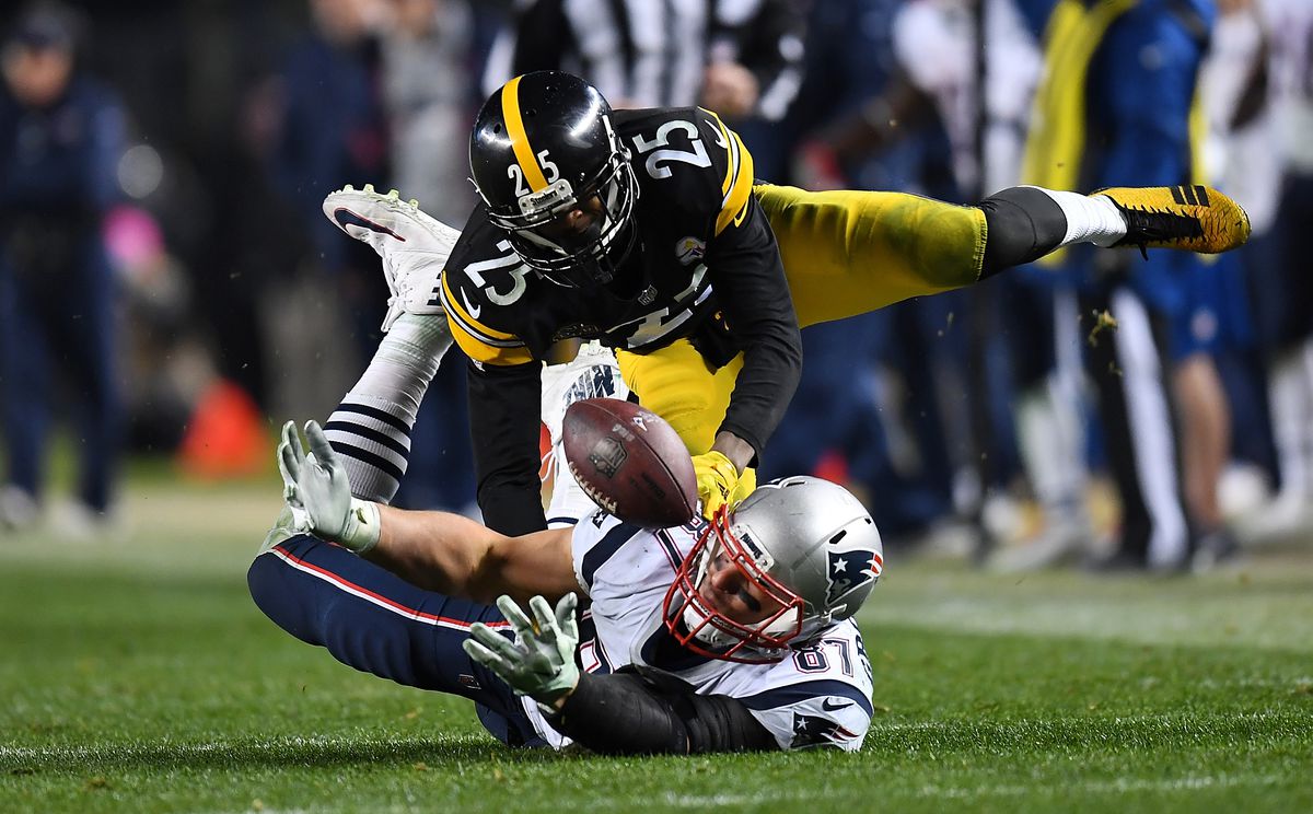 New England Patriots v Pittsburgh Steelers