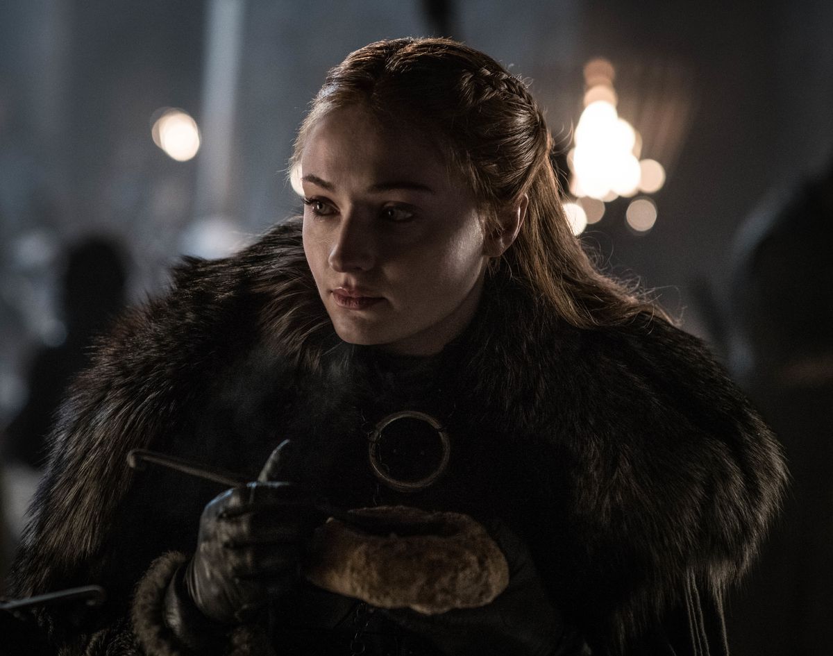Game of Thrones season 8 episode 2 - Sansa eating