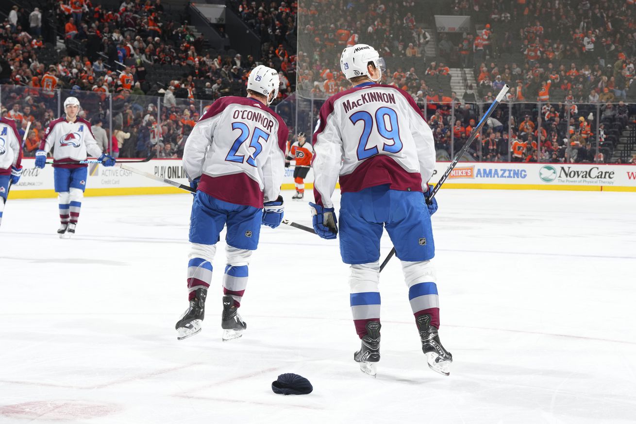 Recap: Avs end road trip with high-scoring win against Flyers
