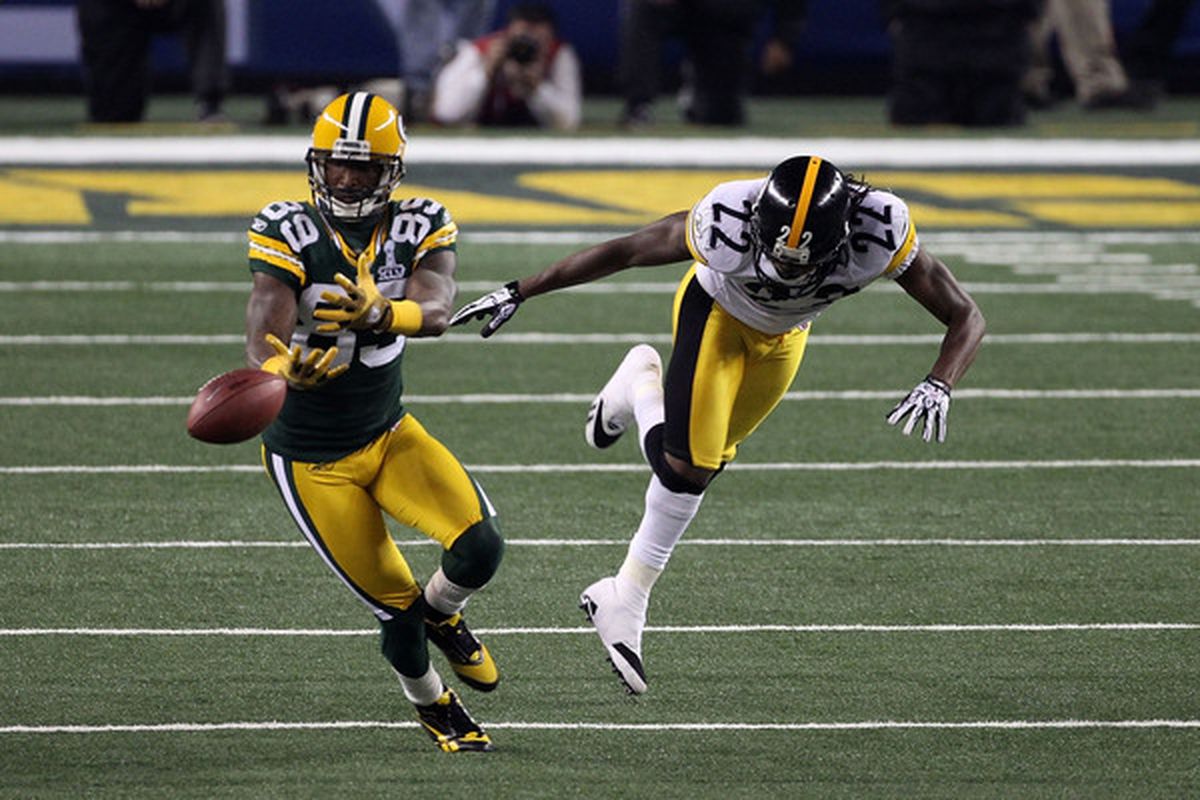 James Jones #89 of the Green Bay Packers drops a pass in the third quarter of Super Bowl XLV. How much will that drop, and the others throughout his career, impact his free agent price?