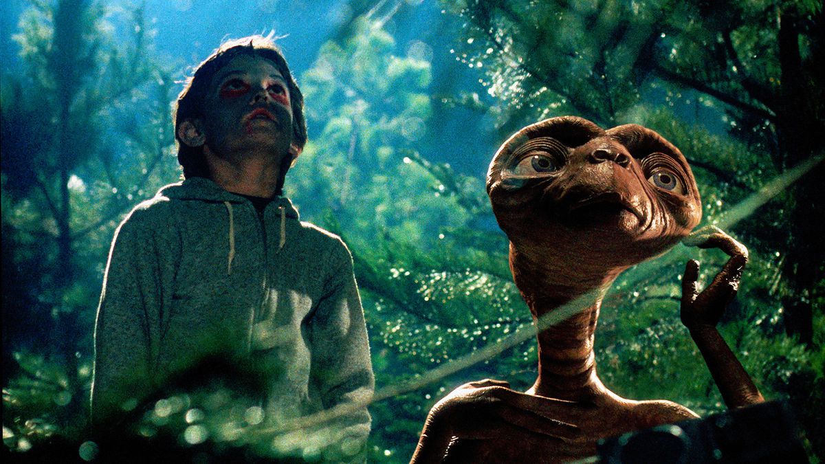 Elliott (Henry Thomas) and E.T. in E.T.: The Extra-Terrestrial.