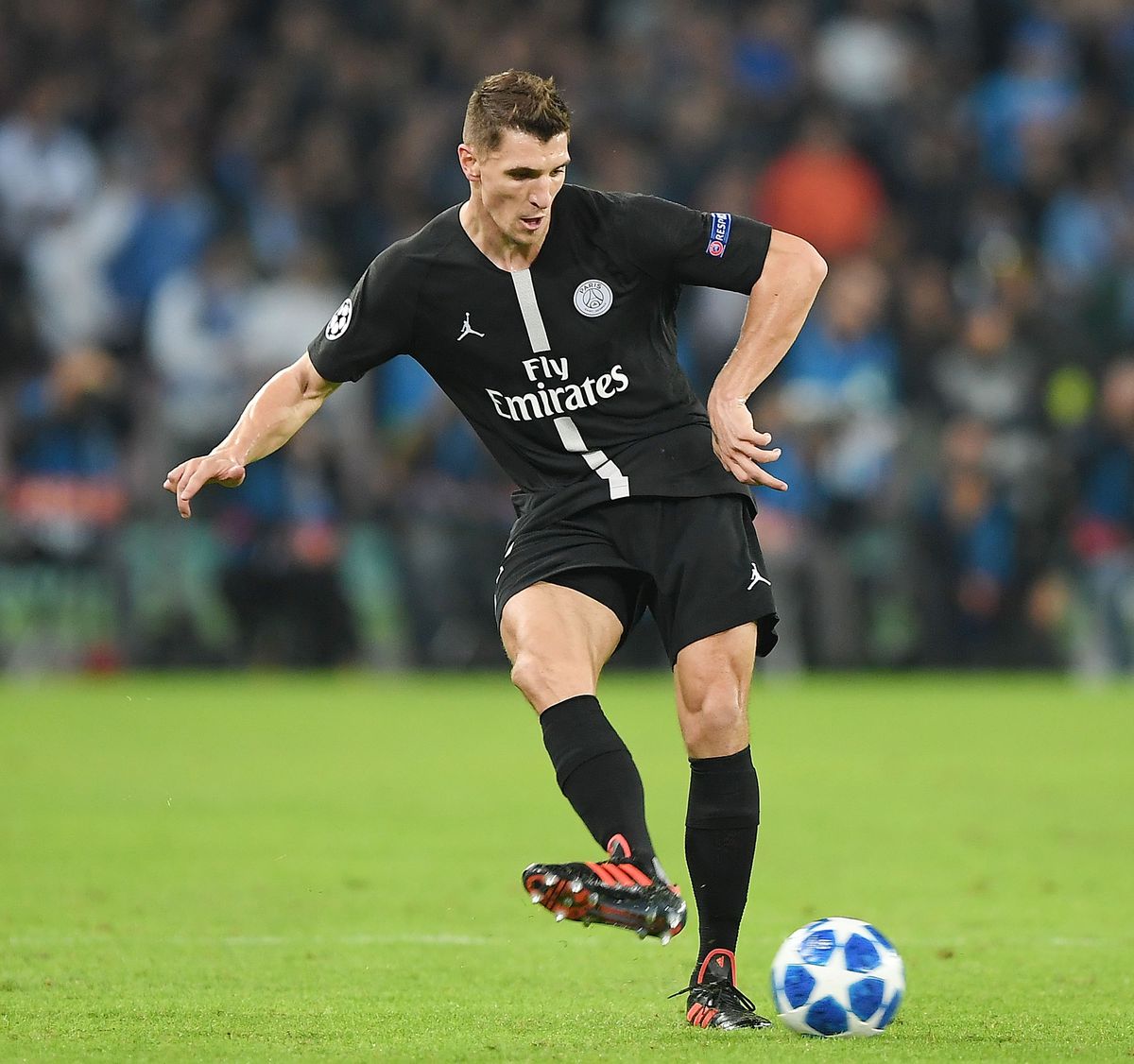 Thomas Meunier - Paris Saint-Germain - UEFA Champions League Group C
