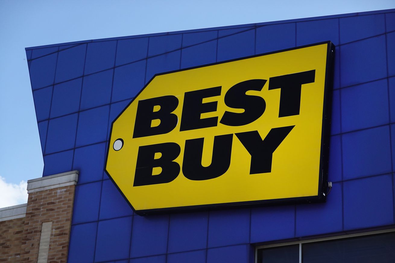 Best Buy 2nd Quarter Sales Rise Almost 20 Percent