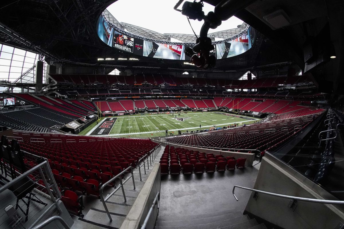 A general view of the stadium prior to the game between the Atlanta Falcons and the Seattle Seahawks at Mercedes-Benz Stadium.