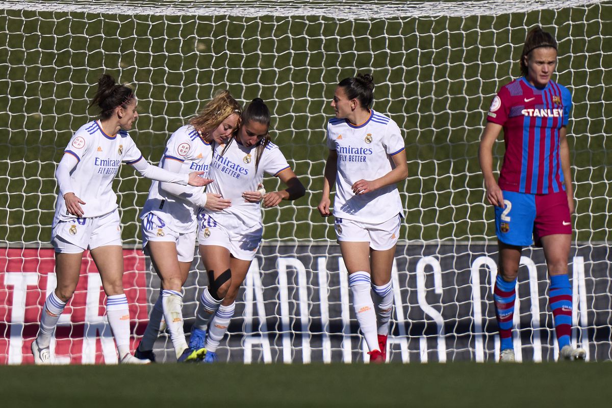 Real Madrid v Barcelona - Primera Division Femenina