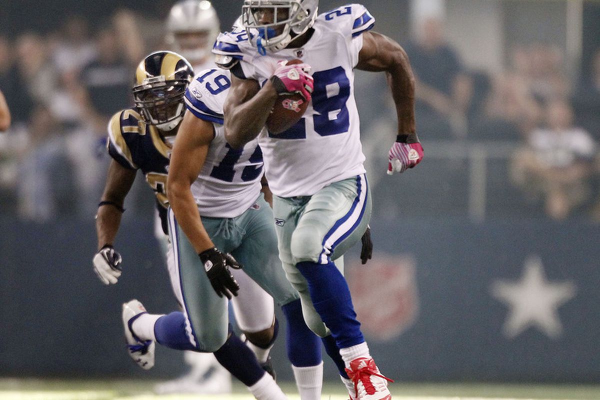 DeMarco Murray en route to his franchise record 253 rushing yards last year against the Rams.