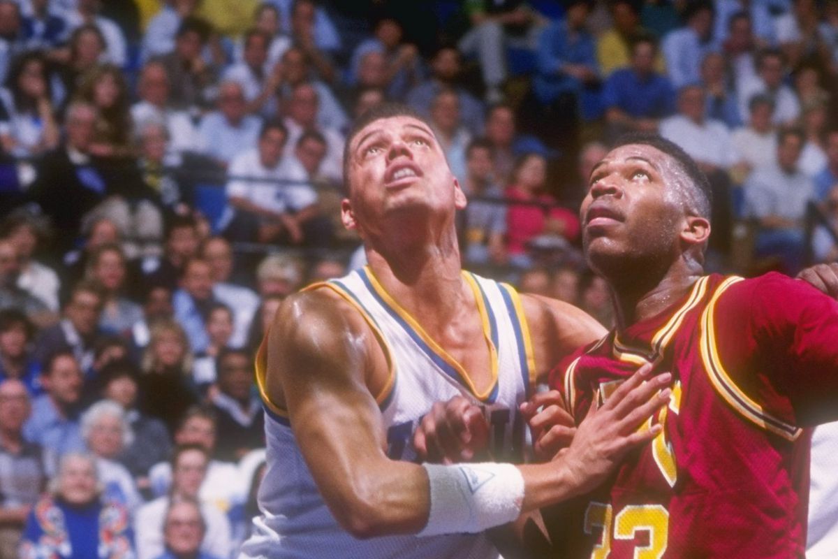Tracy Murrary, against Southern Cal in 1992.