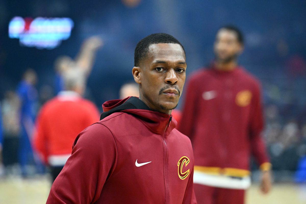 Rajon Rondo #1 of the Cleveland Cavaliers warms up prior to the game against the New York Knicks at Rocket Mortgage Fieldhouse on January 24, 2022 in Cleveland, Ohio.&nbsp;