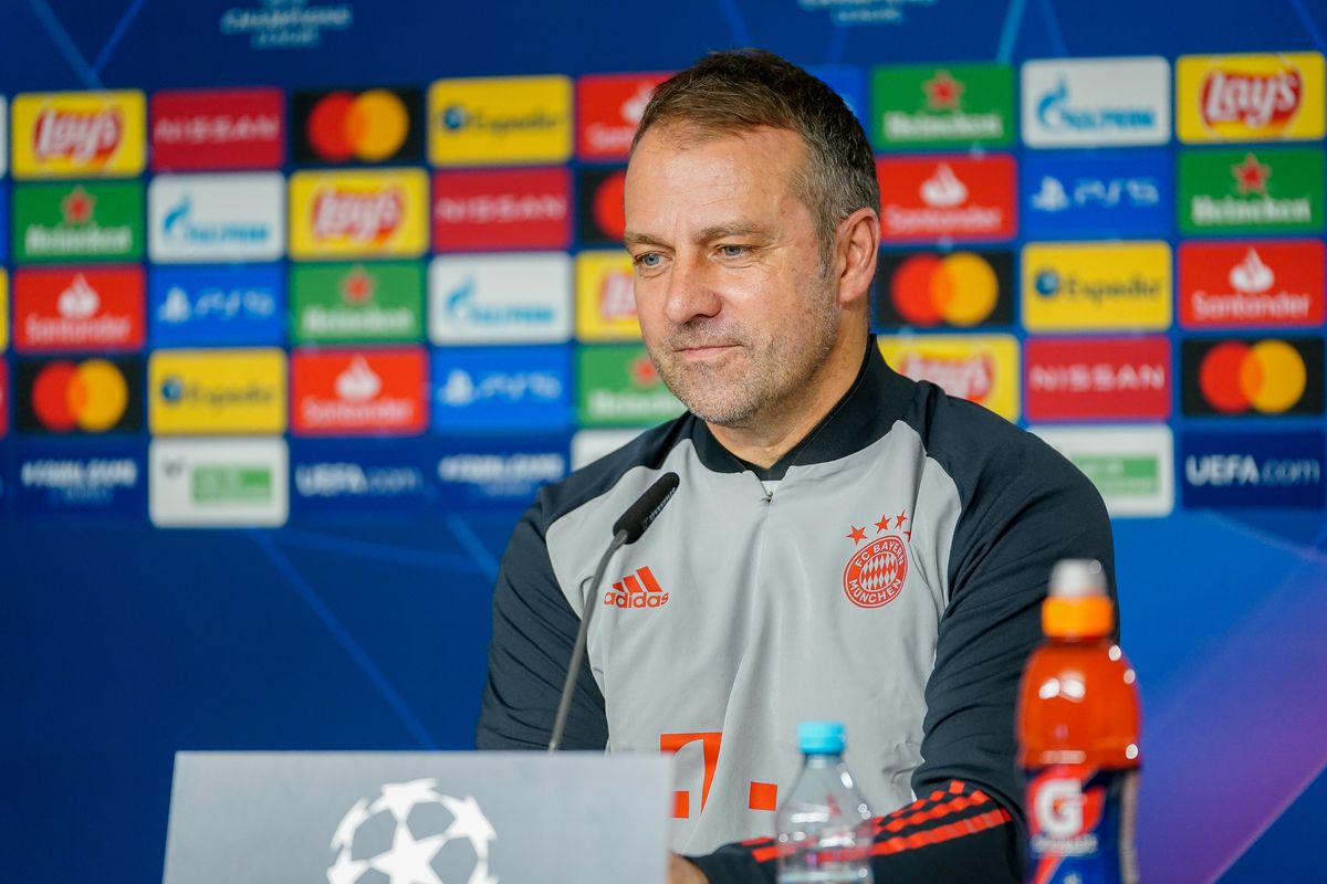 FC Bayern Muenchen - Press Conference And Training Session
