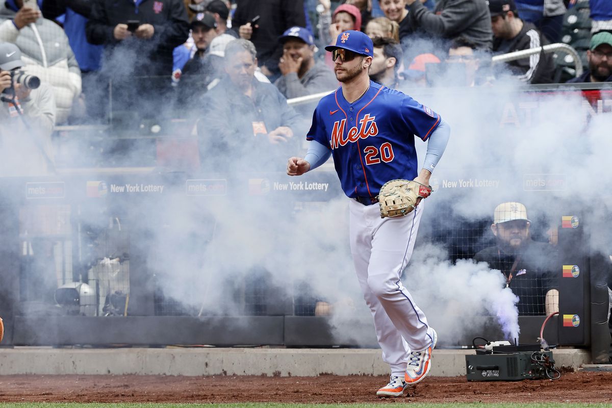 Pete Alonso #20 of the New York Mets takes the field for game one of a doubleheader against the Atlanta Braves at Citi Field on May 01, 2023 in the Queens borough of New York City.