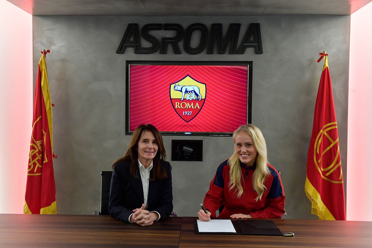 AS Roma Uvneils New Signing Alva Selerud