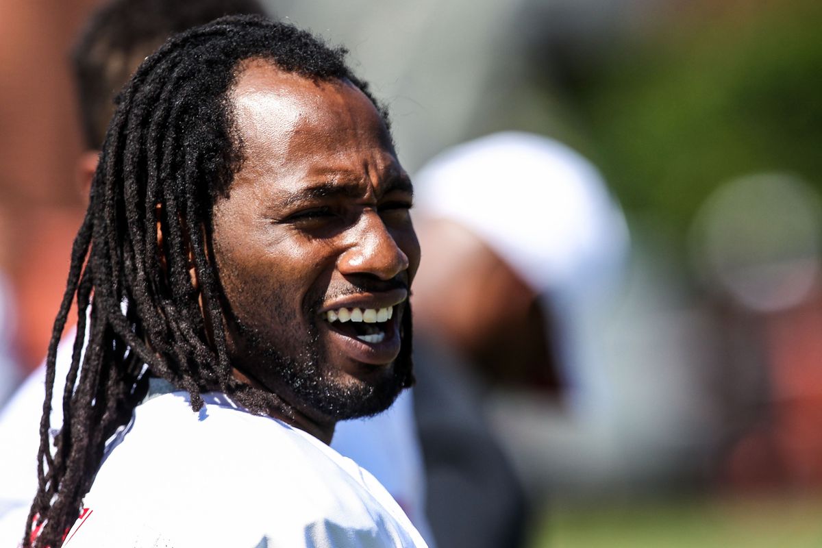 Asante Samuel is good at making fans laugh. Also, football.